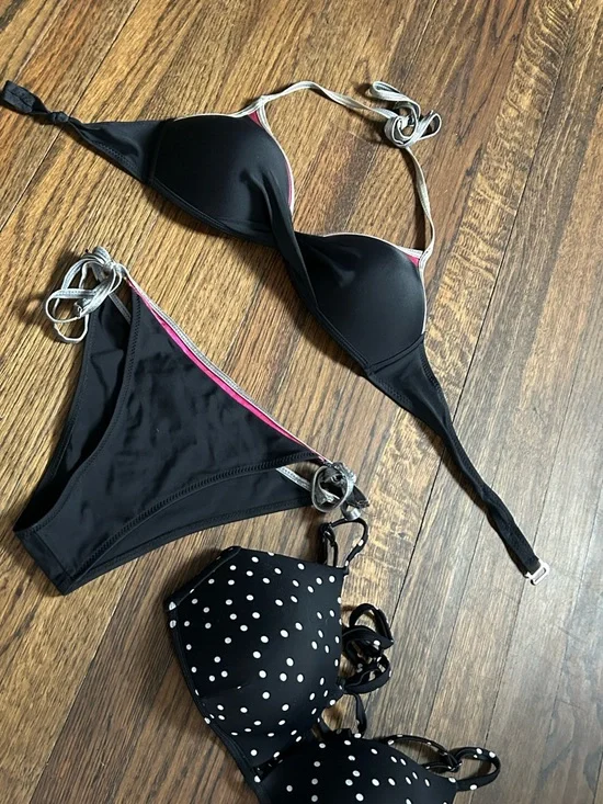 Bikini bundle - Picture 4 of 6